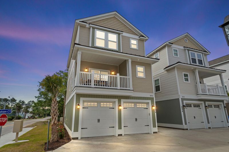 DriftMint- Ocean View- Dog friendly, Garage